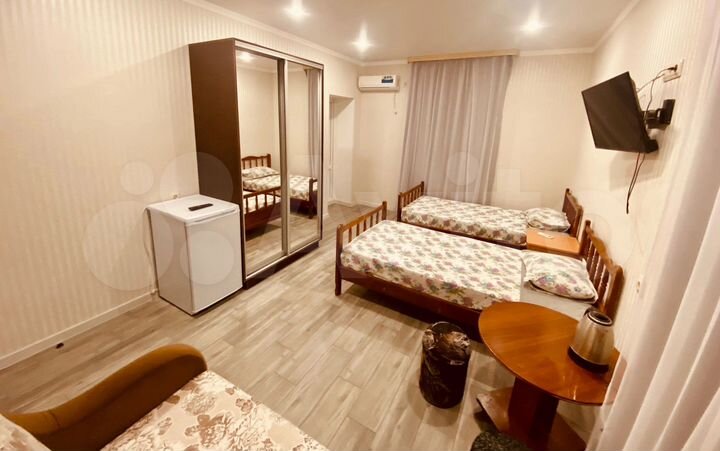 Комната 25 м², 1/3 эт.