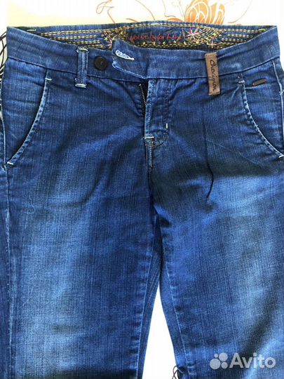 Джинсы Chevignon, Levi’s