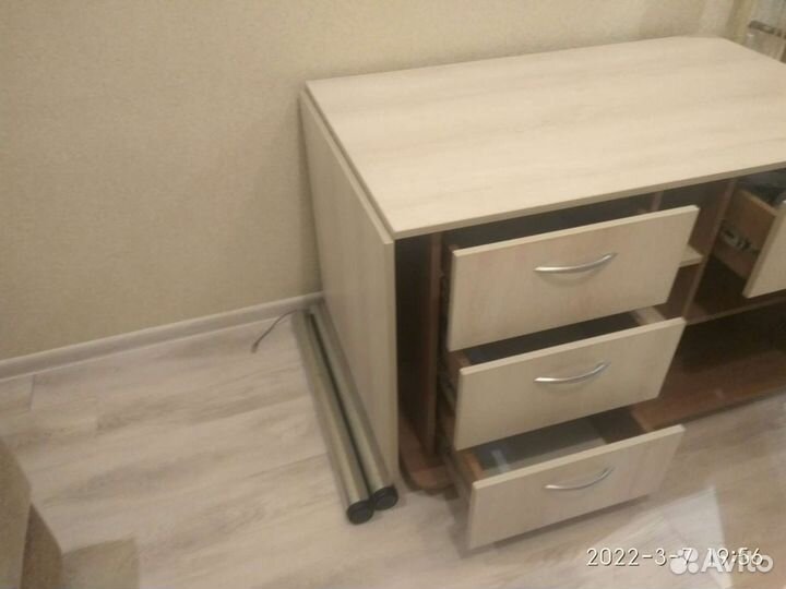 Стол письменный