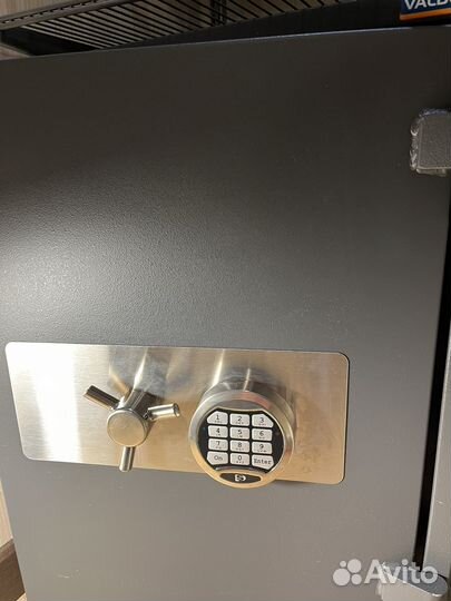 Сейф взломостойкий, Несгораемый сейф