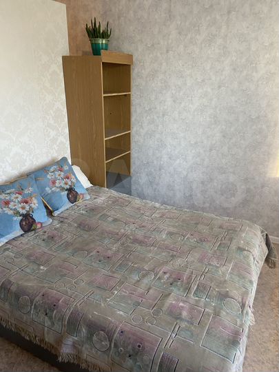 Комната 18 м² в 8-к., 6/9 эт.