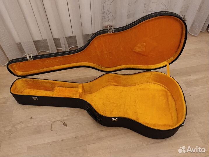 Кейс/кофр для гитары, Япония