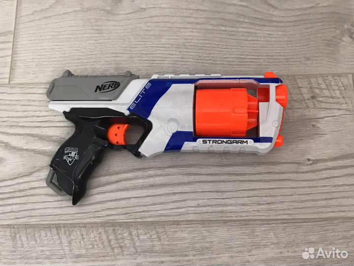 Nerf strongarm