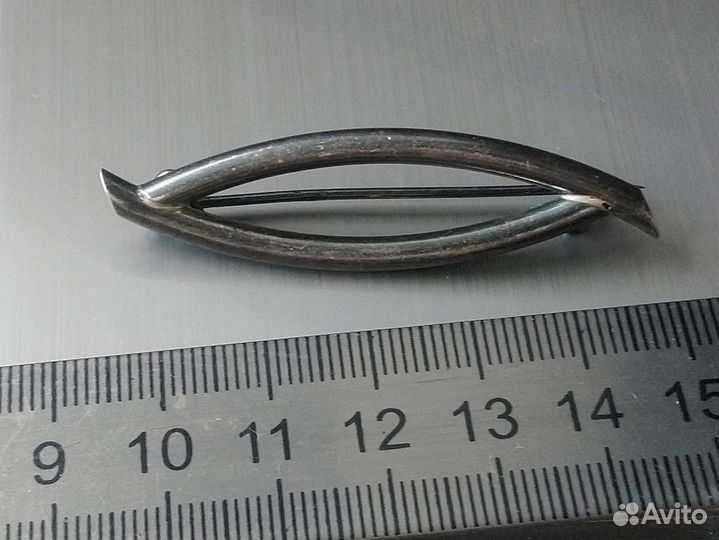 Брошь серебро 916