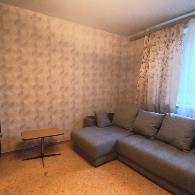 Комната 20 м² в 2-к., 2/14 эт.