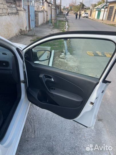 Капот на фольцваген поло