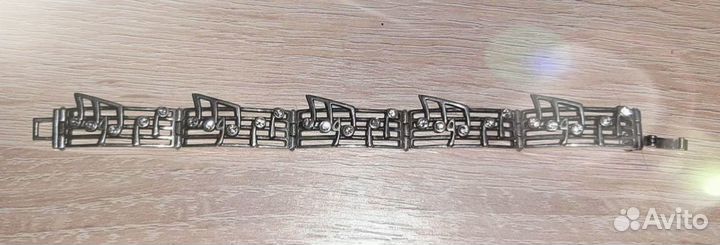 Продам серебряный браслет