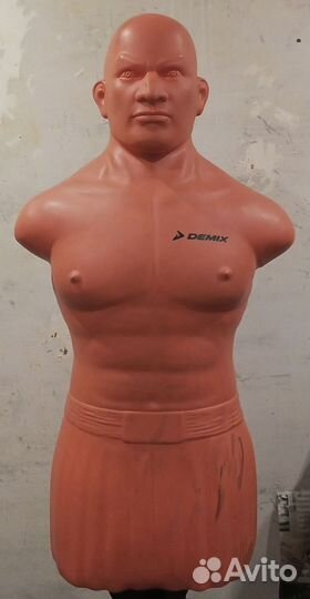 Манекен от Denix