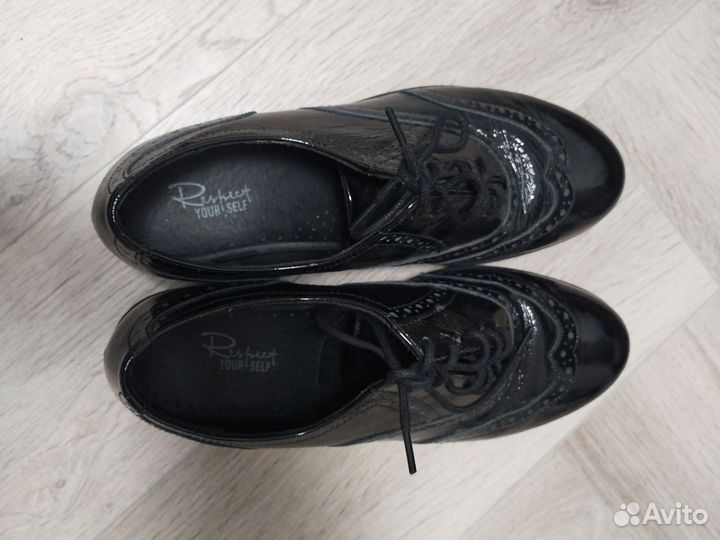 Ботинки женские