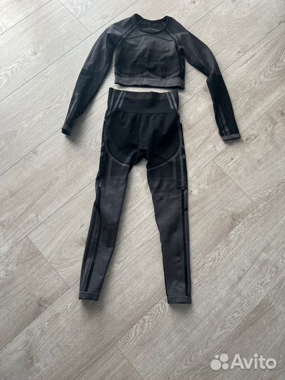 Спортивный костюм для фитнеса