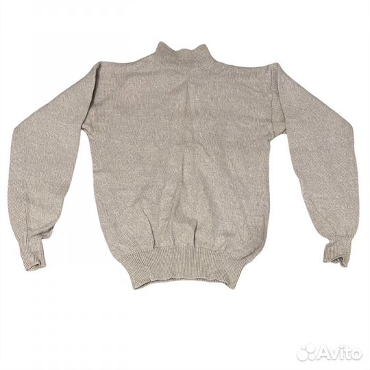 Свитер шерстяной женский