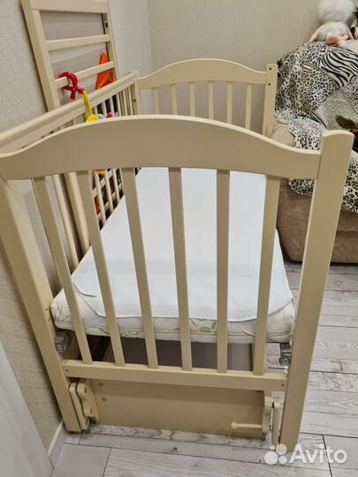 Детская кроватка лель с маятником и ящиком