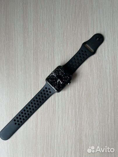 Часы apple watch 3 42 mm nike