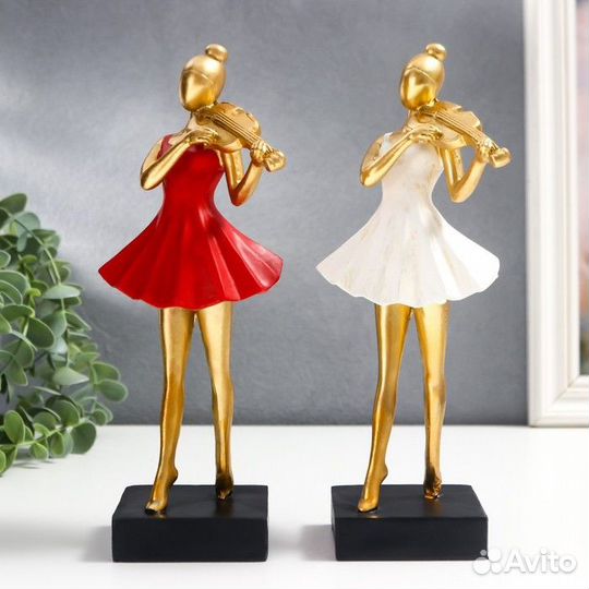 Сувенир полистоун 'Девушка со скрипкой' микс 24х10