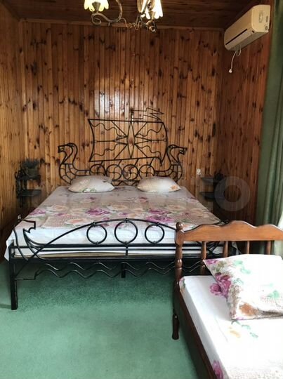 Дом 170 м² на участке 8 сот.