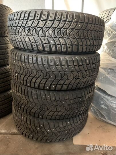 Michelin X-Ice North XIN3 205/60 R16