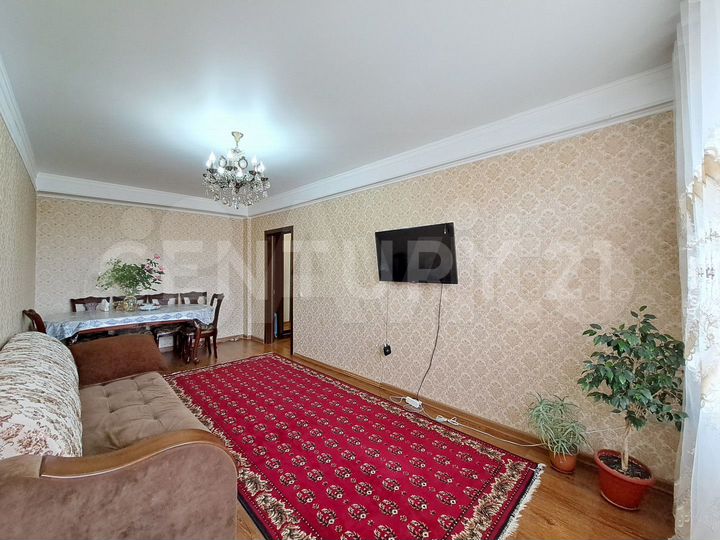 2-к. квартира, 58 м², 7/10 эт.