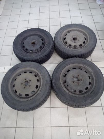 195/65 R15 Dunlop Graspic DS3 Зима Штампованные R1