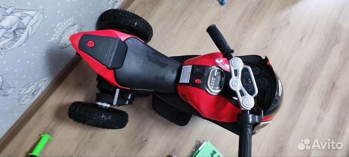 Детский электро мотоцикл 3х крлесный