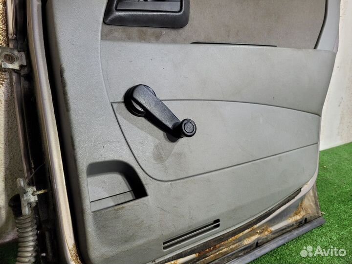 Стекло двери задняя правая Лада Приора