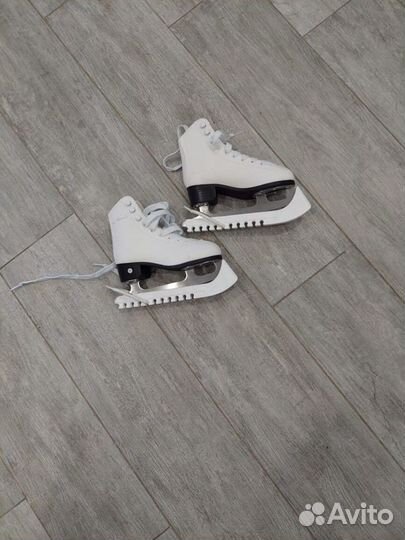 Коньки фигурные 31 размер