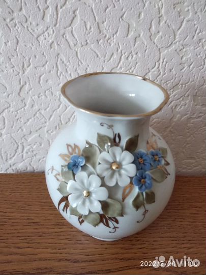 Вазочка фарфоровая