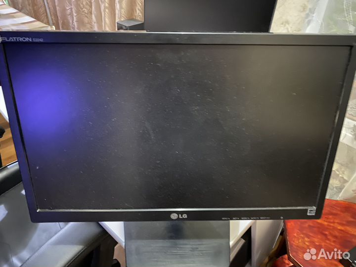 Монитор LG flatron E2242C-BNA