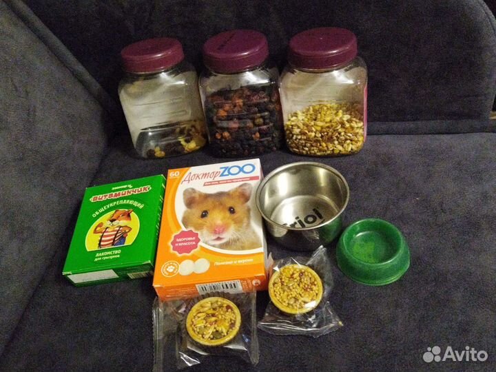 Корм для хомячка. Аксессуары