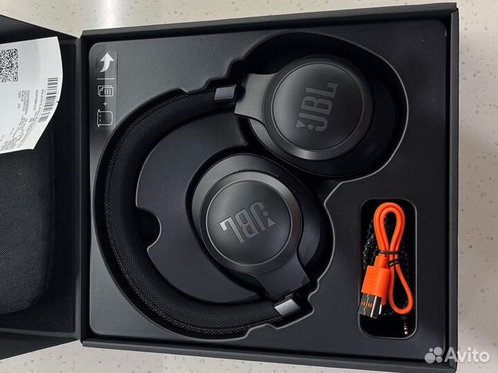 Беспроводные наушники JBL Live 660NC