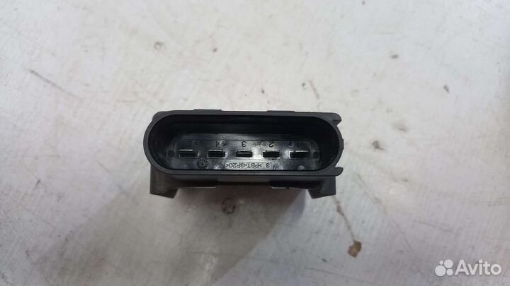 Блок управления бензонасоса Volkswagen Tiguan 2