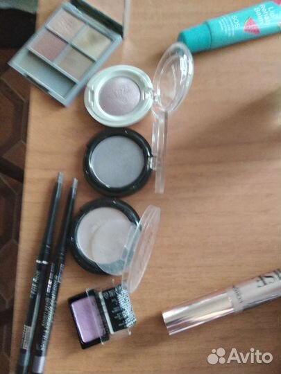 Набор косметики пакетом