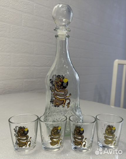 Графин и стопки