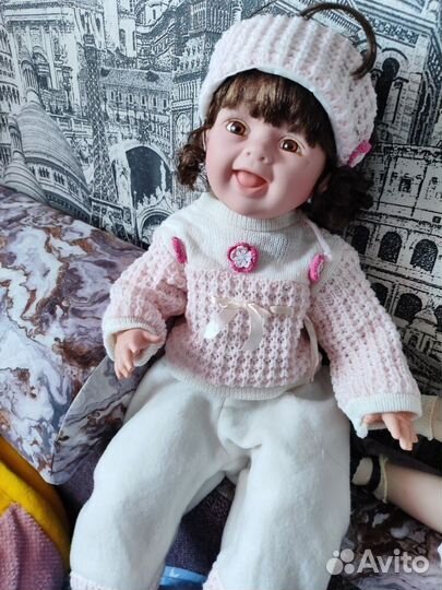 Кукла виниловая