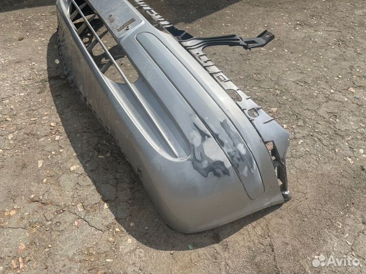 Бампер передний Mercedes Viano W639 OM 646 2008