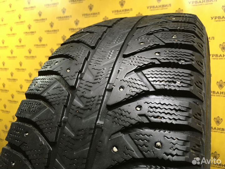 Bridgestone Ice Cruiser 7000 235/55 R17 103T