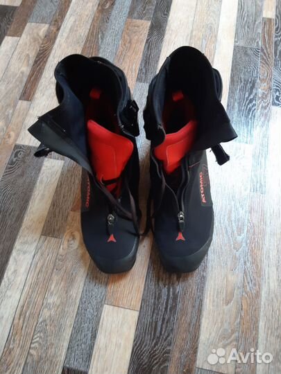 Лыжные ботинки atomic redster