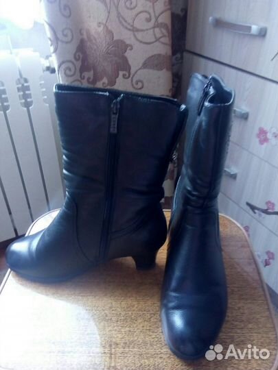 Зимние женские сапоги 38,б/у