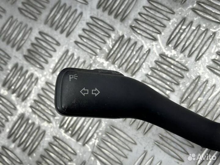 Подрулевой переключатель поворотников Audi A6 C5