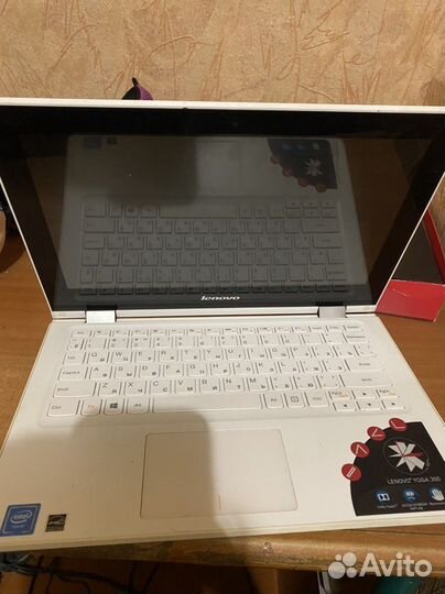Lenovo yoga 300