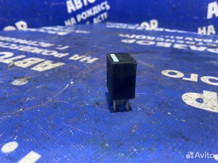 Реле Ford Focus 1 седан 2004