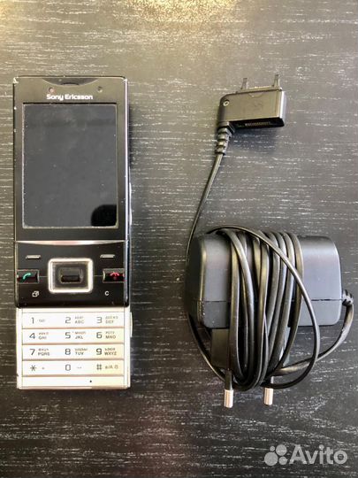 Sony Ericsson Hazel J20