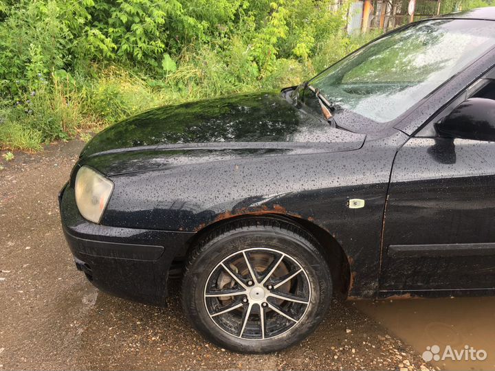 Hyundai Elantra 1.8 AT, 2005, 200 000 км