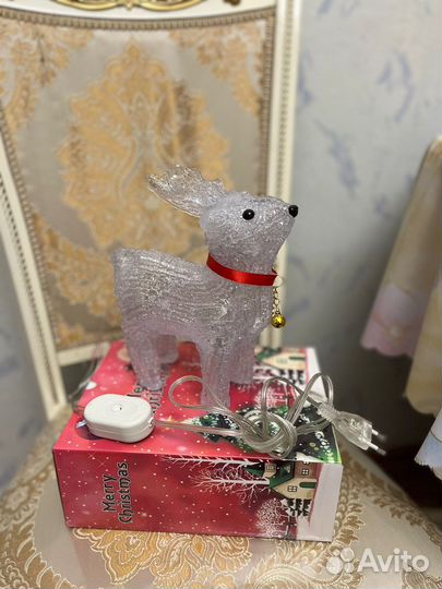 Новогодний светящийся олень