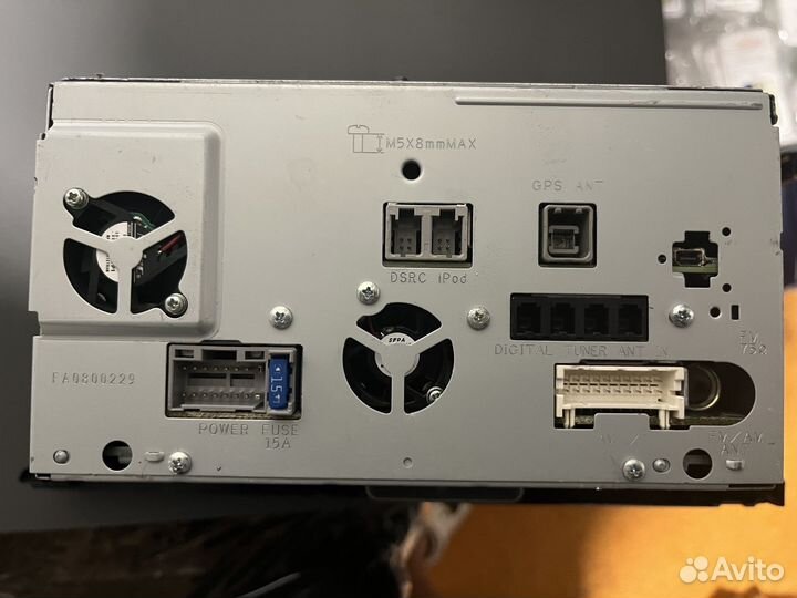 Магнитола Panasonic Strada CN-RE04D