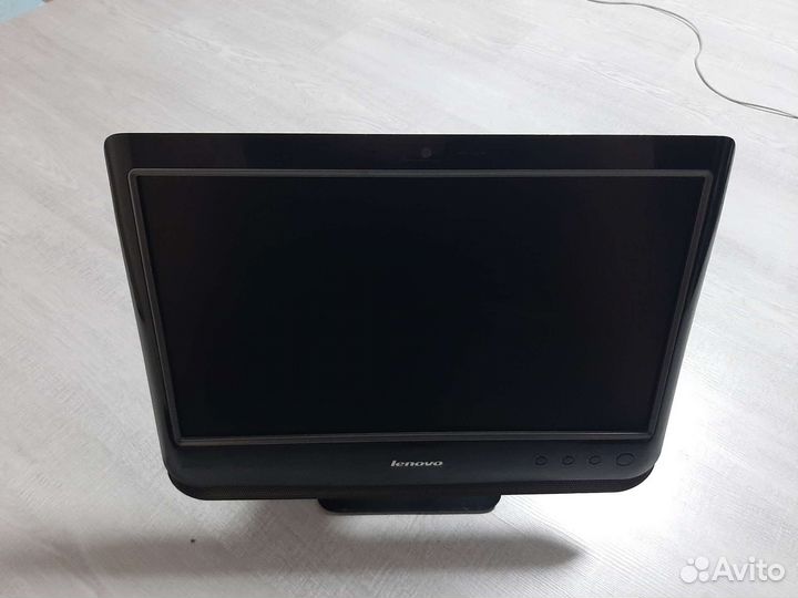 Моноблок lenovo 10040