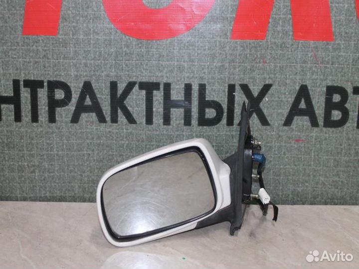 Зеркало левоеТойота Ист NCP60 1 модель А746