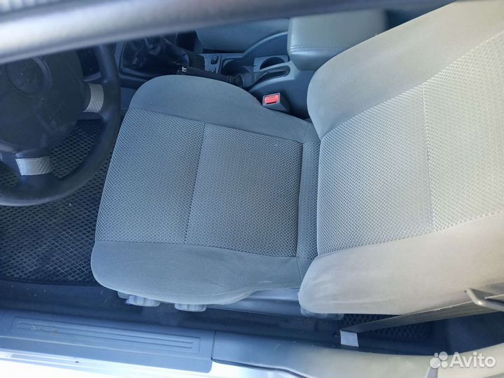 Сиденья chevrolet lacetti