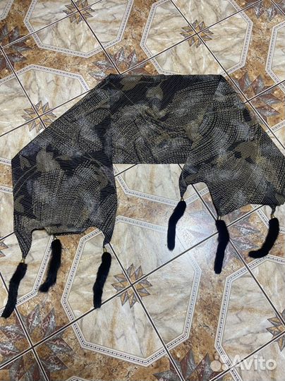 Шарфы и палантины женские