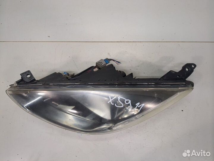 Фара (передняя) левая Mazda 2