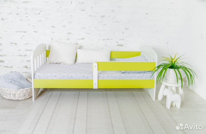 Кроватка высокий борт софа цвет из лдсп детская
